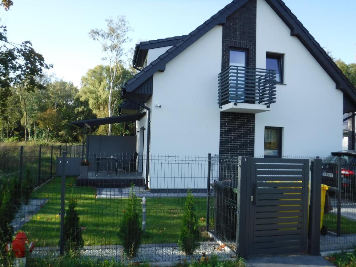 Villa Luis Dziwnów エクステリア 写真